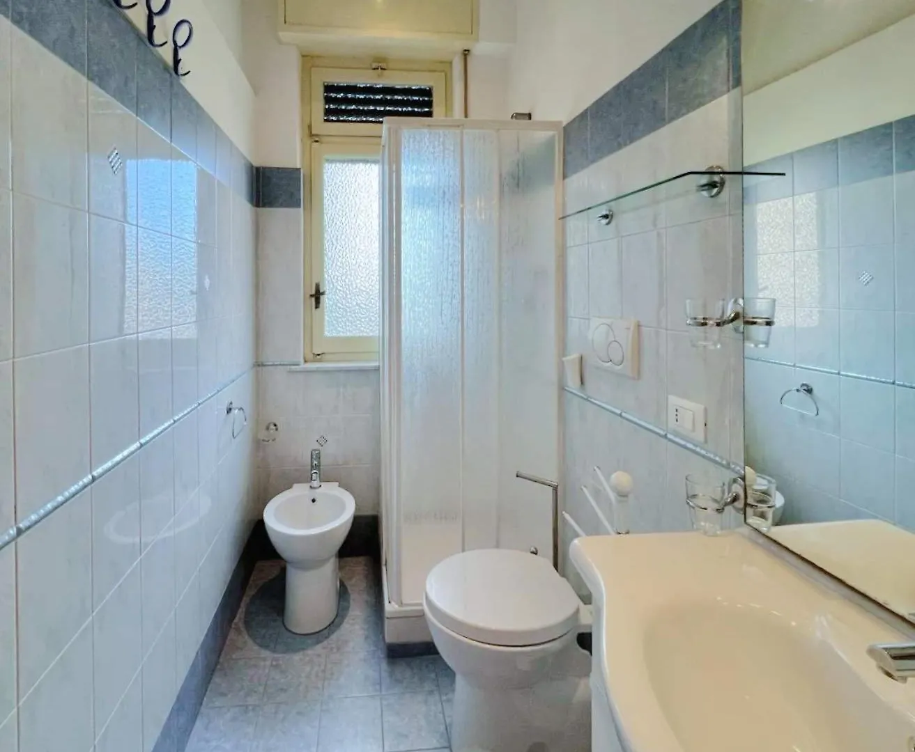 Apartment Ferienwohnung Bilocale Vicino Al Porto Varraze