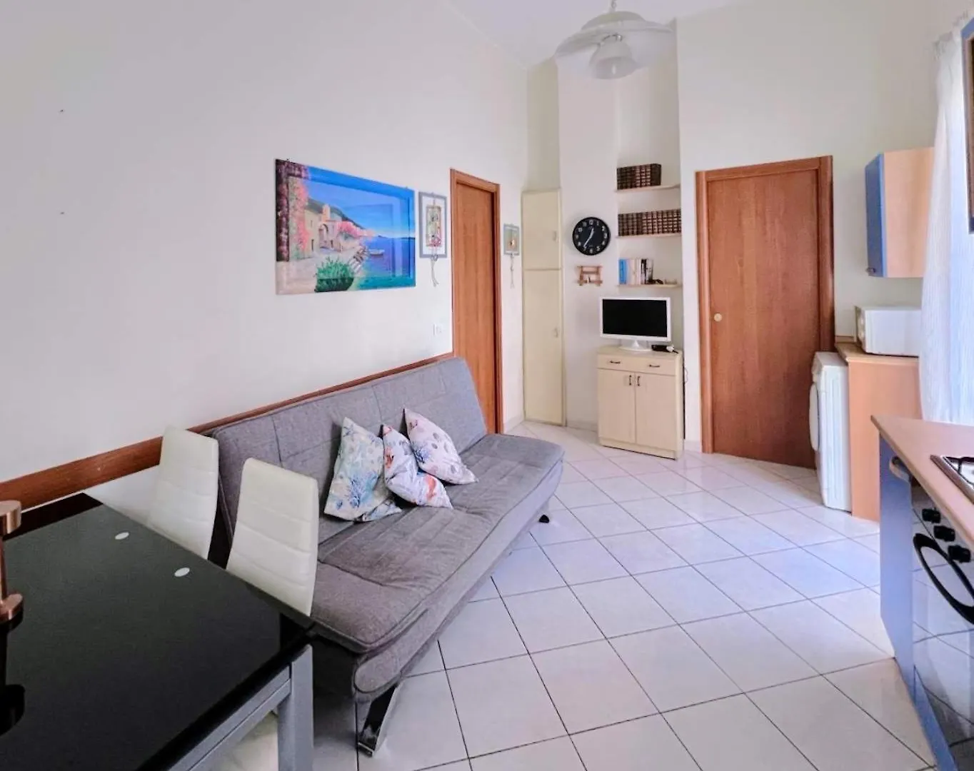 Apartment Ferienwohnung Bilocale Vicino Al Porto Varraze